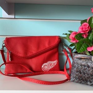 Red Wings Purse NEW